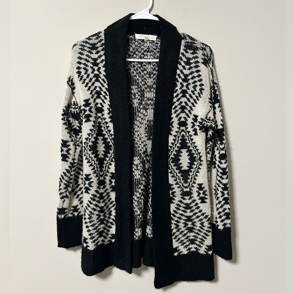 Women’s Aztec Cardigan - Picture 1 of 3